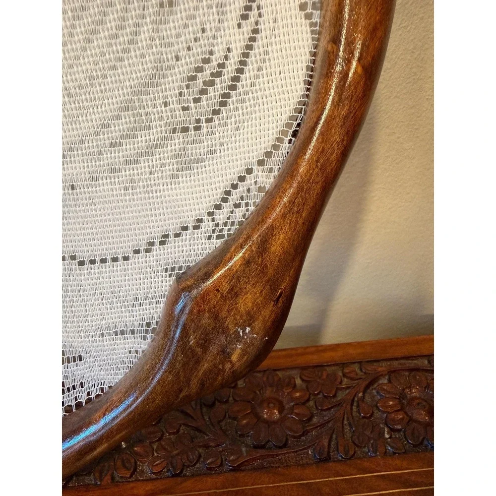 Vintage Swan Lace Wall Hanging - Picture 11 of 17